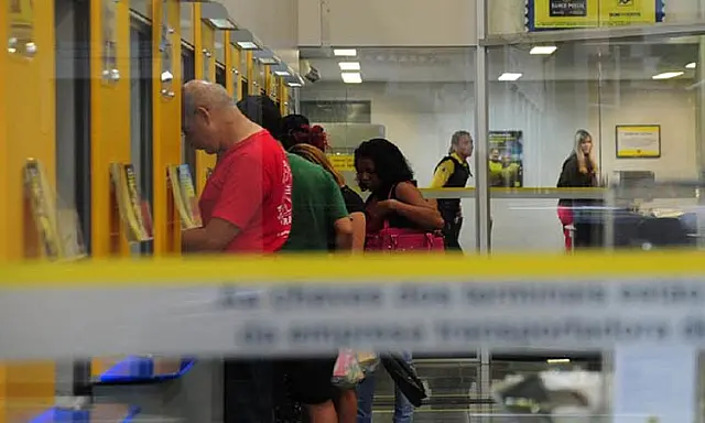Agências bancárias têm horário especial de funcionamento