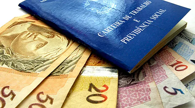 Trabalhador tem até hoje para sacar abono salarial ano-base 2015