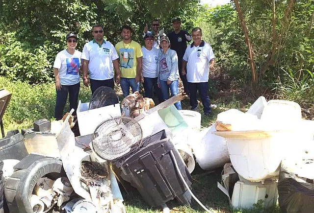 Comunidade de Bonito realiza 'Arrastão' para recolher lixo