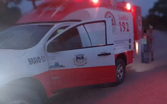 Colisão entre motocicleta e bicicleta deixa dois feridos em Aquidauana