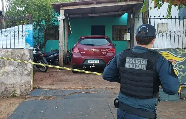 Homem é morto pelo cunhado enquanto dormia em casa