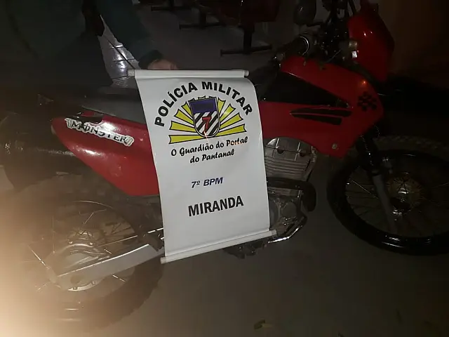 Radiopatrulha da PM de Miranda recupera moto furtada