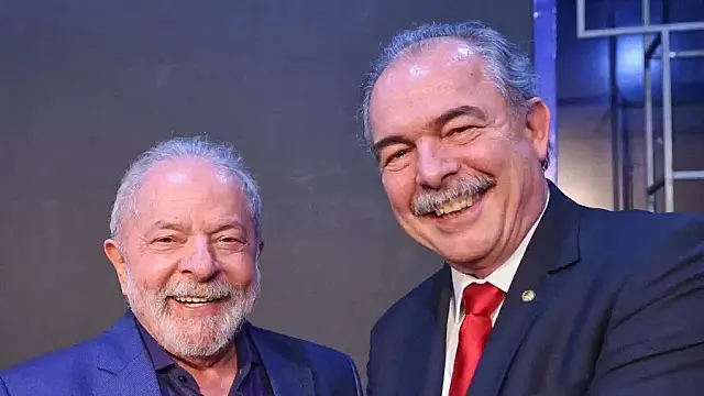 Lula confirma Aloizio Mercadante como presidente do BNDES