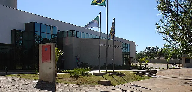 CRM-MS lança concurso com 236 vagas e salários de R$ 8,5 mil