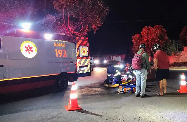 Homem fica gravemente ferido após ser arrastado sob carro por quase 1.600 metros