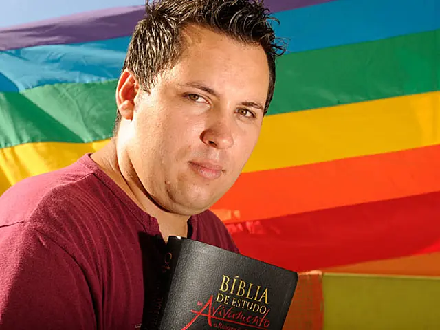 Pastor gay abre igreja para homossexuais no RS