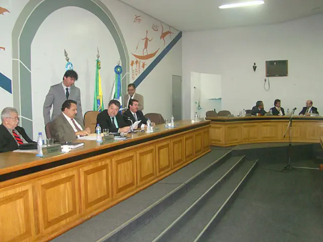 Vereadores aprovam orçamento do município para 2013