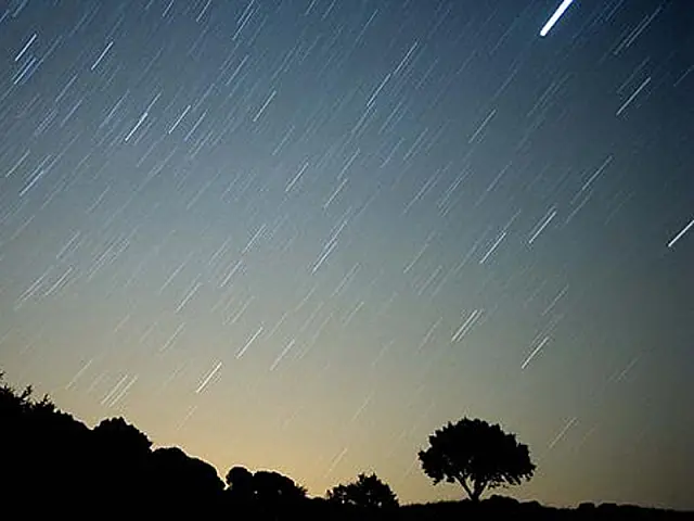 Madrugada desta terça-feira terá chuva de meteoros