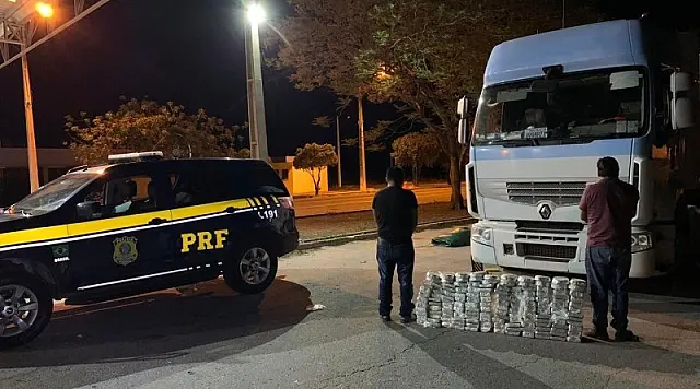 Bolivianos são presos com 146,7 quilos de cocaína em Miranda