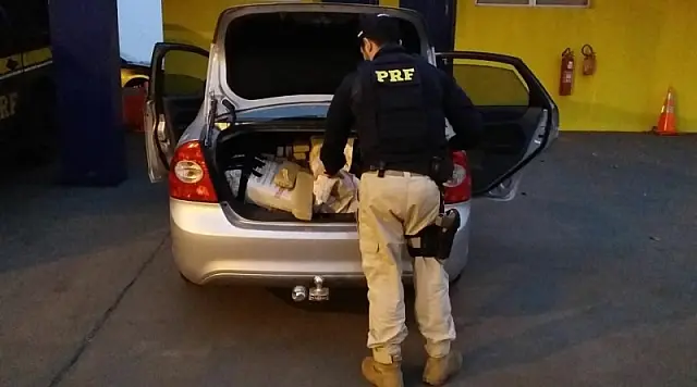 PRF apreende 291 kg de maconha em Ponta Porã