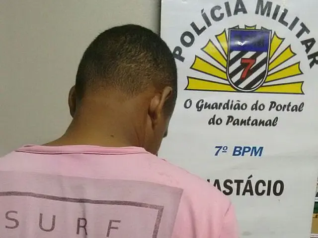 'Incomodado' com polícia, homem é preso em Anastácio