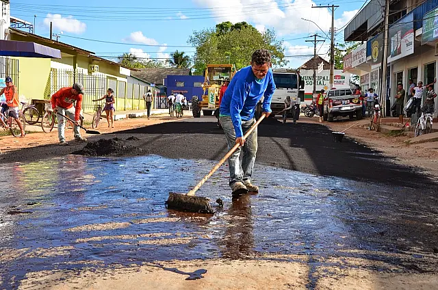 Jardim recebe investimentos para drenagem e pavimentação asfáltica
