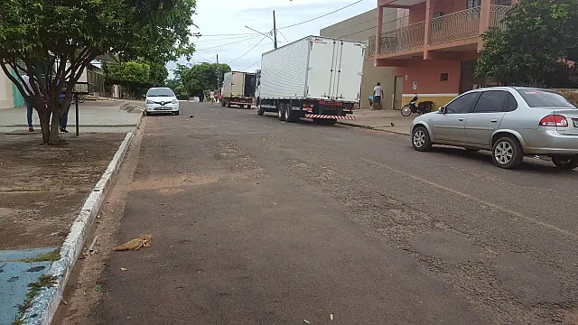 Jovem é vítima de roubo e agressões na Cândido Alves