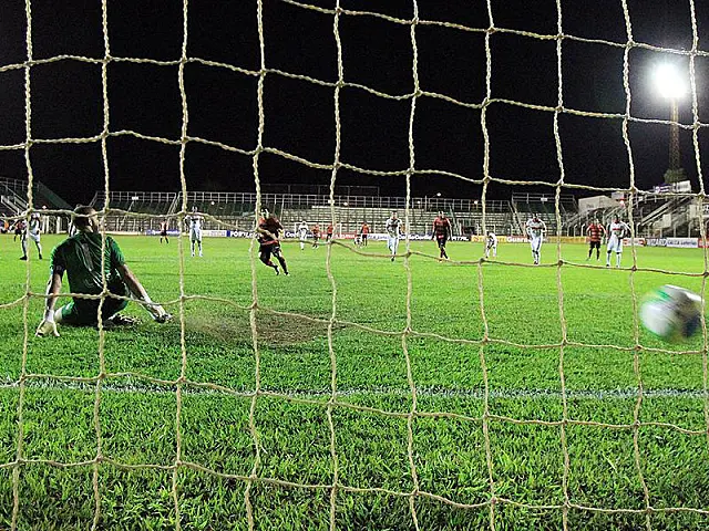 Portuguesa perde para o Oeste e é rebaixada à Série C