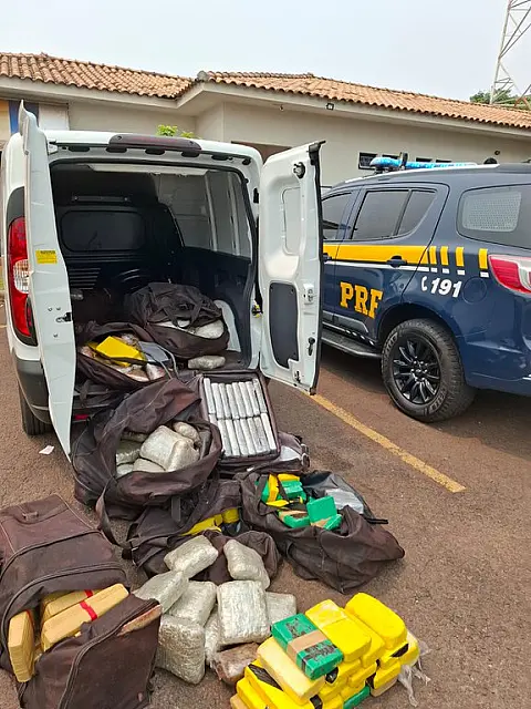 PRF apreende 272 kg de cocaína, skunk e maconha em Campo Grande