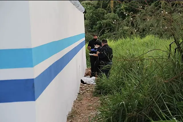 Homem é encontrado morto com sinais de espancamento
