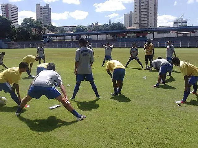 Eliminado, Azulão enfrenta o Espigão-RO neste domingo