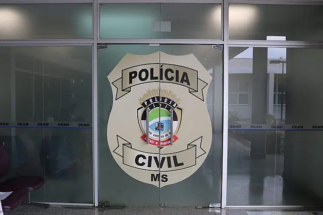 Mulher é resgatada após dois meses em cárcere privado pelo companheiro