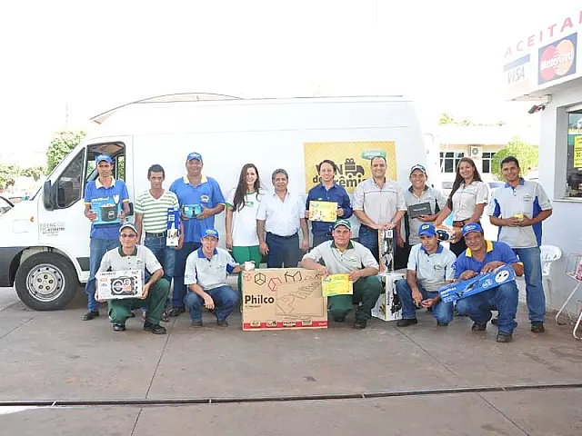 Auto Posto Anastácio recebe van de prêmios do Desafio Petrobras