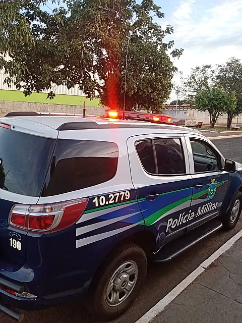 Homem é preso após tentar assassinar esposa