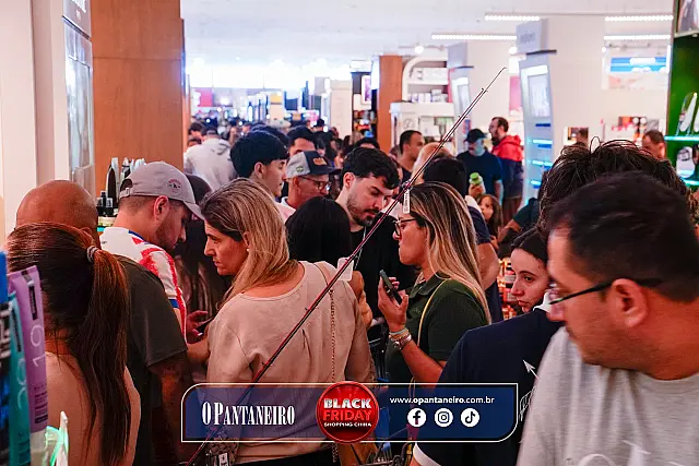 Black Friday Shopping China Pedro Juan Caballero