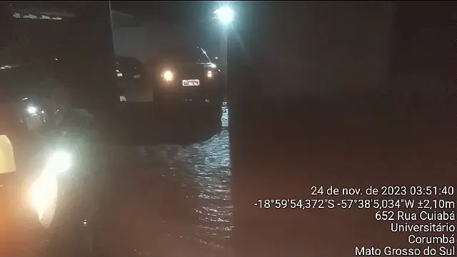 Corumbá enfrenta fortes chuvas