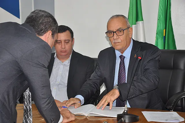 Novo presidente da Câmara, Nilson Pontim firma compromisso em prioridades da população
