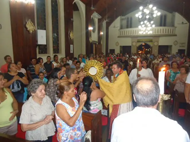 Com início do ano letivo, Missa do Santíssimo terá benção especial aos professores