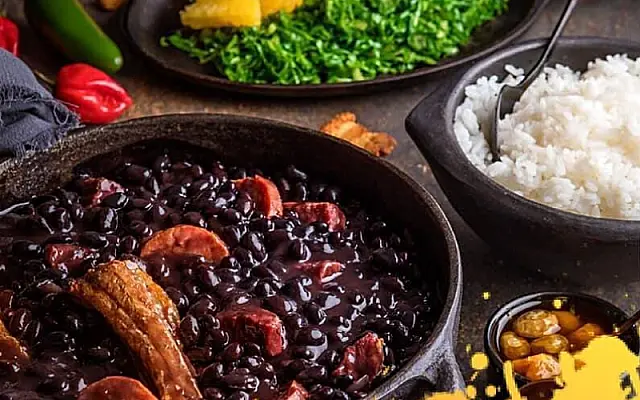 Almoço no Delivery Amorim garante à você uma feijoada em bufê completo por menos de R$ 50!