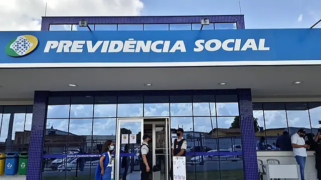 INSS: Senado aprova bônus para servidor acelerar análise de benefícios