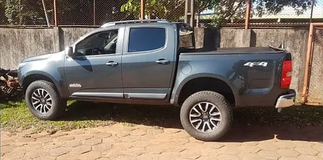 Caminhonete furtada em Bonito é recuperada em oficina na Capital