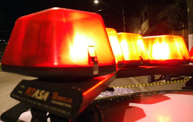 Acidente grave na Rua Acogo mobiliza PM e Corpo de Bombeiros