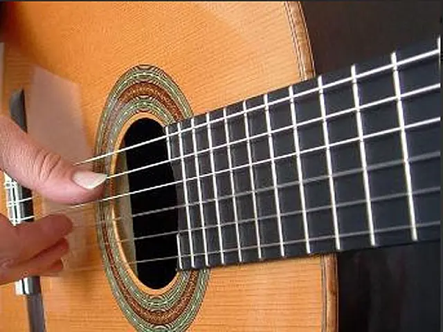 Centro Cultural está com inscrições abertas para oficina de Violão Popular