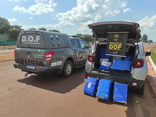 DOF prende dupla que transportava 670 kg de maconha em Jeep Renegade