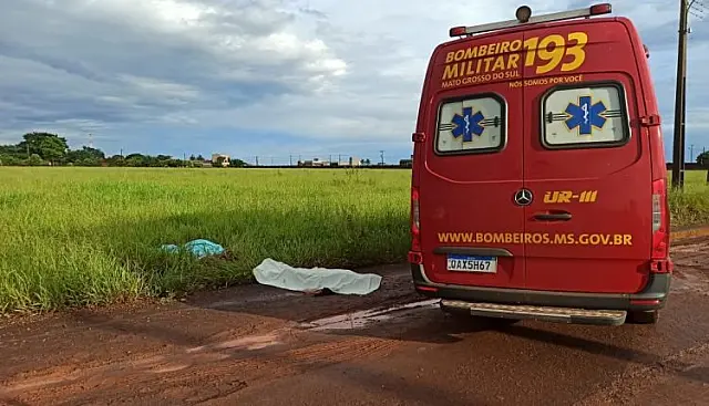 Dois homens são mortos degolados e deixados em rua de terra em MS
