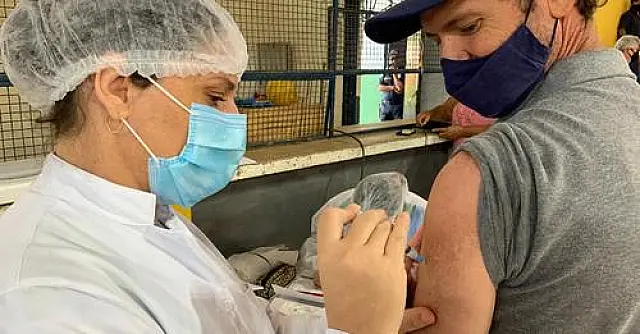 Bonito começa vacinação contra Covid-19 para pessoas a partir de 44 anos amanhã