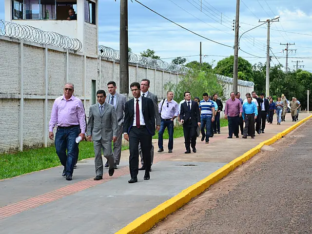 Projeto recupera calçadas de presídios de Aquidauana