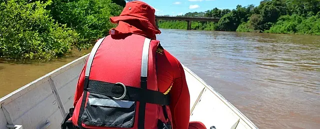 Equipe do Corpo de Bombeiros reinicia buscas por mulher desaparecida no rio Miranda