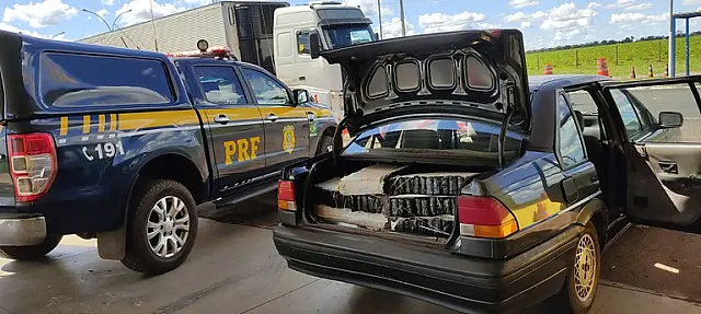PRF apreende 218 kg de maconha de maconha na BR-163