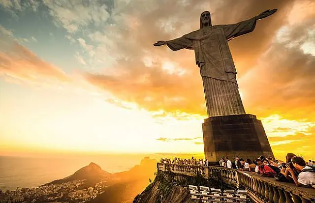 Cristo Redentor será iluminado de laranja em campanha contra o câncer de pele