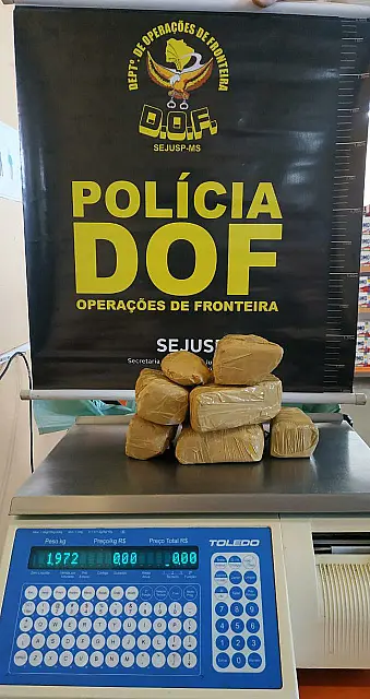 Mulher que seguia para o Rio Grande do Sul com pasta base de cocaína foi presa pelo DOF