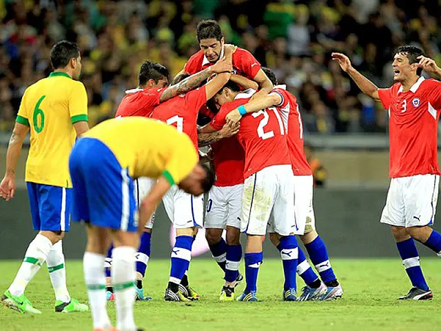 Brasil 'genérico' só empata com o Chile e sai vaiado do Mineirão