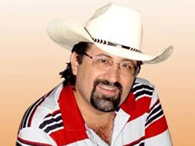 Aniversário de Anastácio começa a ser festejado com Baile da Felizcidade