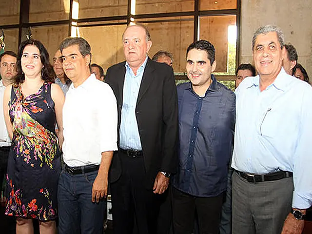 André reforça estrutura do governo para grandes projetos e para melhoria do atendimento aos municípios