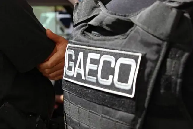 Gaeco cumpre 32 mandados de prisão e outros 104 de busca e apreensão