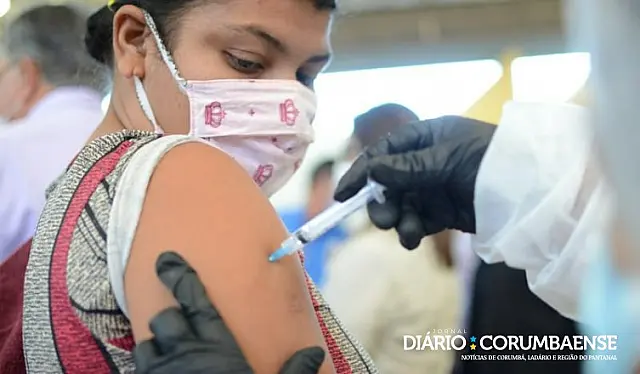 Corumbá imuniza mais de 5,2 mil no 1º dia e antecipa vacinação para pessoas com mais de 18 anos