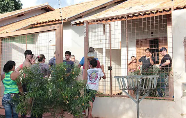 Vizinho é suspeito de amordaçar e matar criança de seis anos em Campo Grande