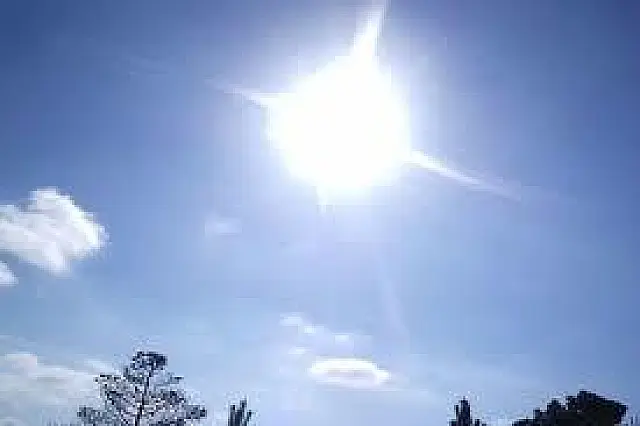 Domingo com céu claro e tempo seco em Aquidauana e região