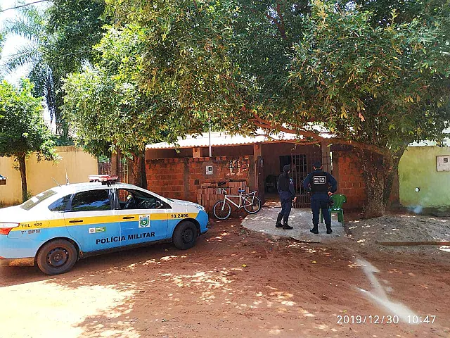 Polícia Militar "estoura" três bocas de fumo e prende traficante proprietário das drogas