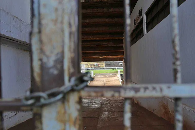 Para respeitar decreto, federação remarca jogos do estadual
